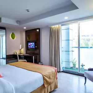 Hotel Platinum